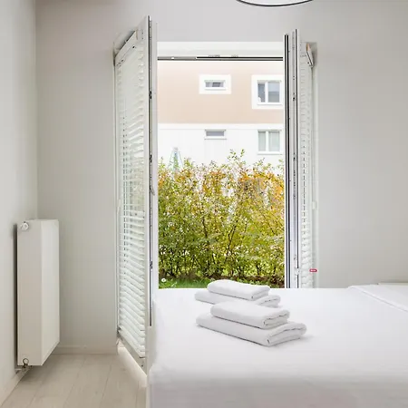 شقة Marywilska With Garden By Bookinghost *