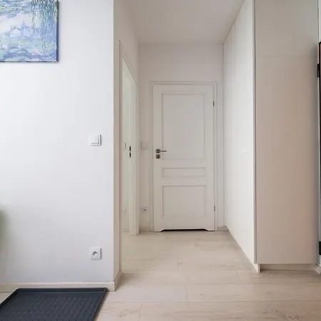 Marywilska With Garden By Bookinghost * Warszawa