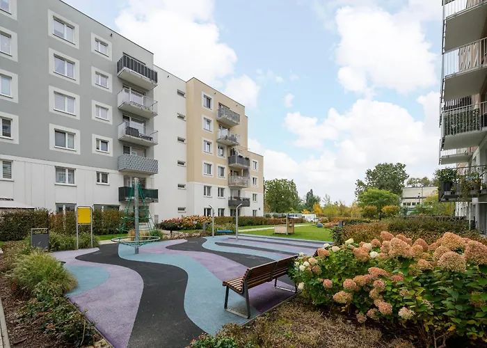 Apartament Marywilska With Garden By Bookinghost Warszawa