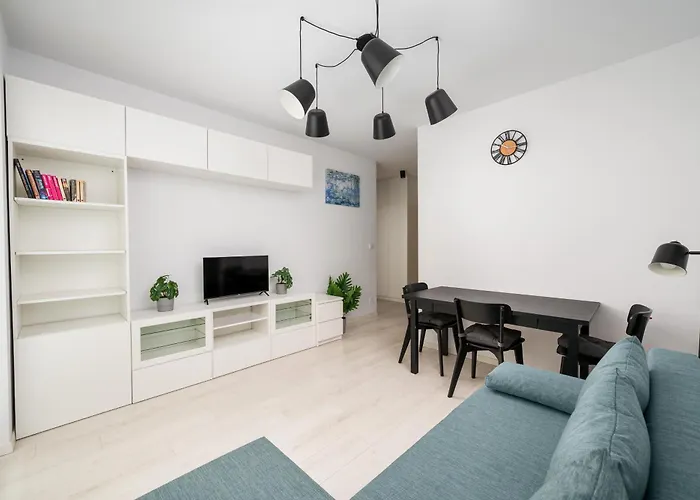 Apartament Marywilska With Garden By Bookinghost *