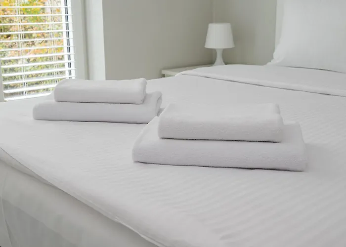 Marywilska With Garden By Bookinghost